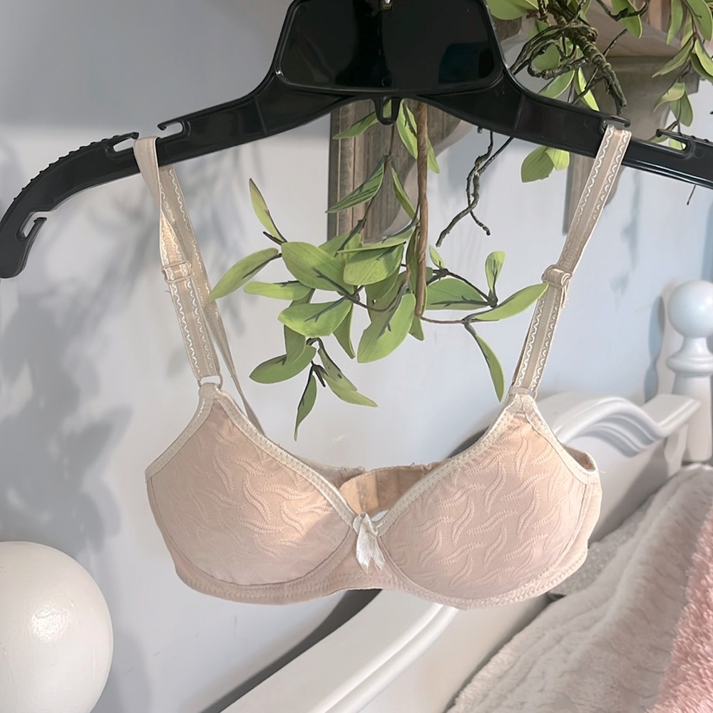 30B Nude Bra
